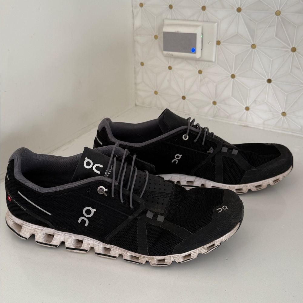 On Running Men's Black and White Athletic Shoes